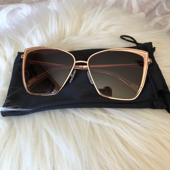 ❌❌❌❌❌❌ SOLD Sunglasses Diff. - Picture 2 of 6